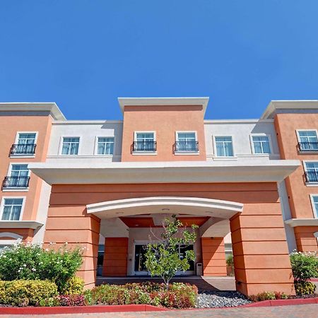 Embassy Suites Valencia Exterior foto