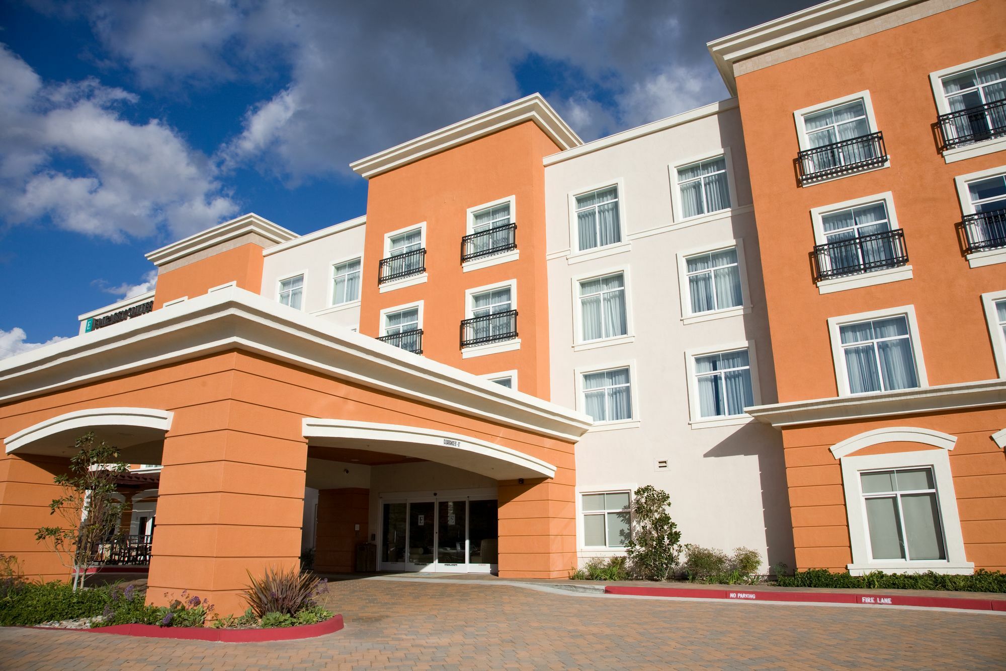 Embassy Suites Valencia Exterior foto